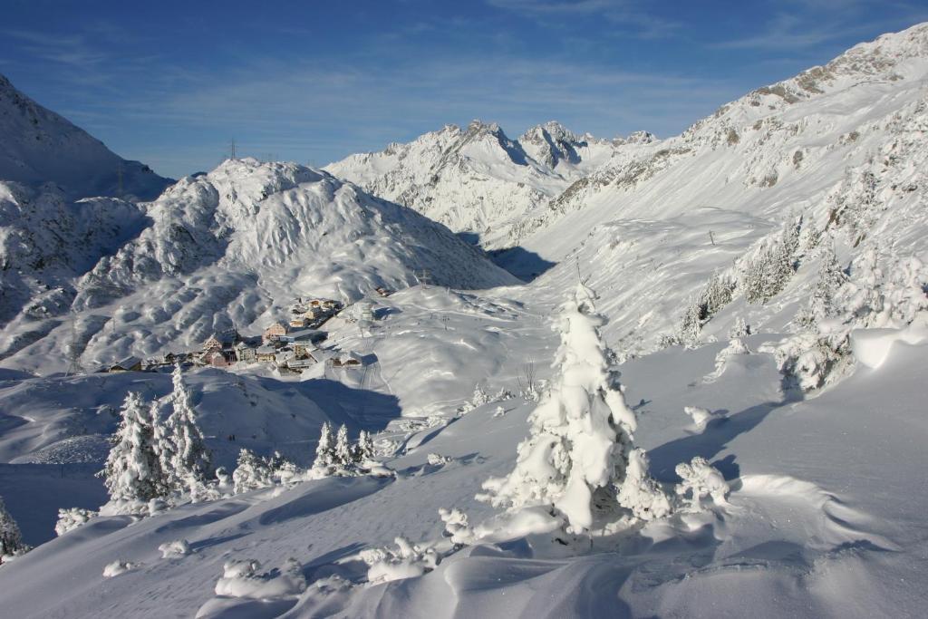 Landhaus Flunger Sankt Anton am Arlberg Esterno foto